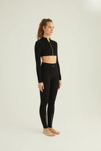 Load image into Gallery viewer, Seamless ribbed leggings with contrast zip black
