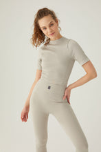 Load image into Gallery viewer, Scoopneck ribbed seamless shortsleeve top Dove Grey
